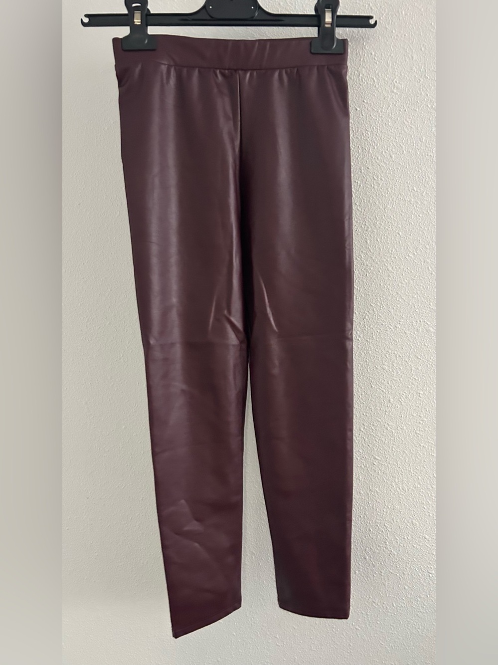Girls Faux Leather Leggings in Deep Burgundy